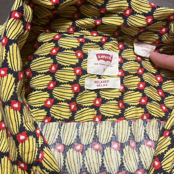 Levi's Shirt Mens Button down S/P - Picture 3 of 14